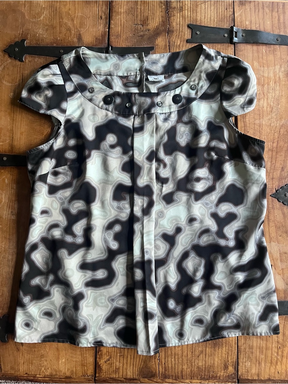 Worthington Abstract Cap Sleeve Top - Black & Gray
